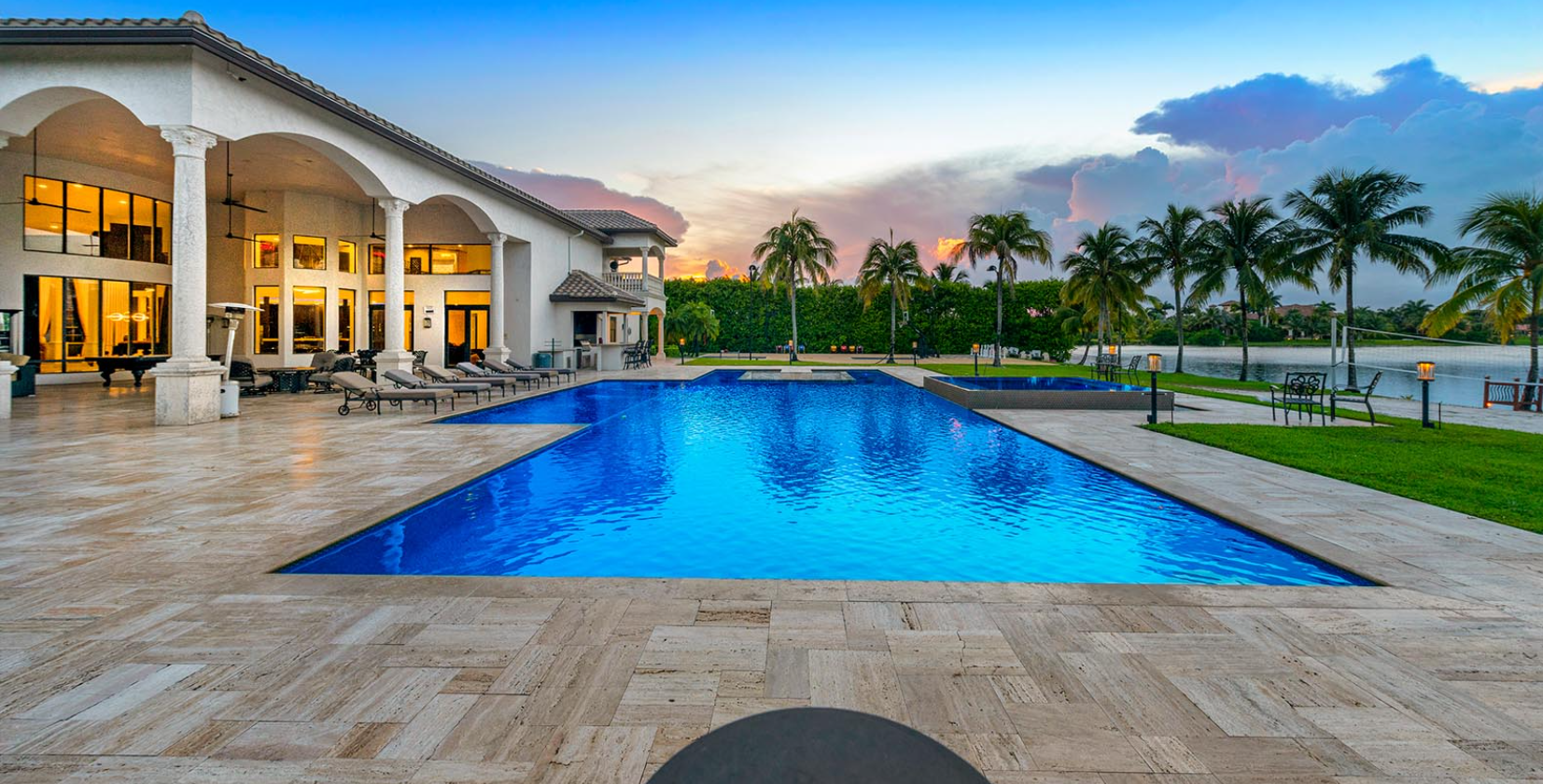 Lakeside private estate in Austin